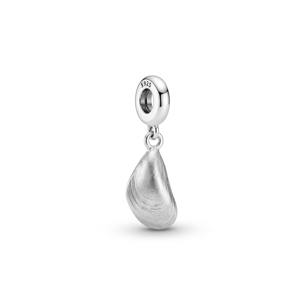 Die Miesmuschel aus Glücksburg S für den Arm/Hals in Silber als Charm/Anhänger